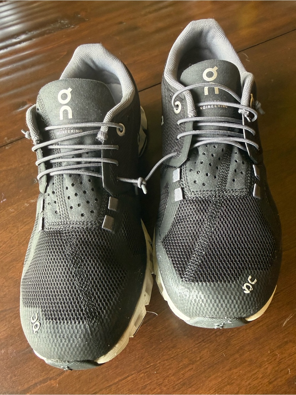 On Clouds Women's Athletic Shoes - Black and White